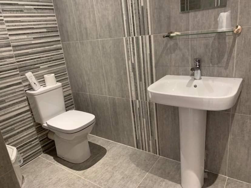 Victoria Hotel Kirkcaldy Dış mekan fotoğraf